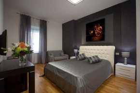 Отель Golden House Medaglie D'Oro  Рим